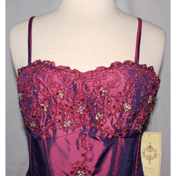 Dollar Fashion #6031 Layered Taffeta and Lace Prom Gown - Size S- PLUM-NEW - Picture 6 of 8